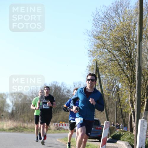 06.04.2025 - 44. Internationalen Wilhelmsburger Insellauf Jannik Wohlers http://msf.ph/oto/7620140 06.04.2025 10:05:41 Laufen 3456 meine-sportfotos.de