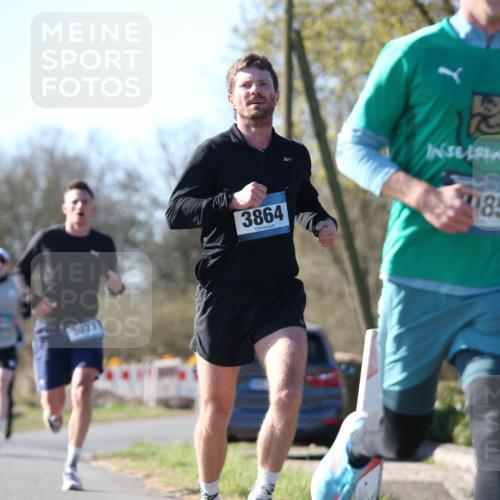 06.04.2025 - 44. Internationalen Wilhelmsburger Insellauf Jannik Wohlers http://msf.ph/oto/7620258 06.04.2025 10:06:05 Laufen 32, 3864, 085 meine-sportfotos.de