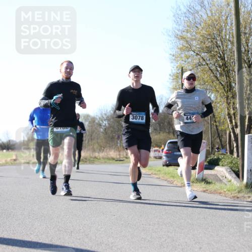 06.04.2025 - 44. Internationalen Wilhelmsburger Insellauf Jannik Wohlers http://msf.ph/oto/7620320 06.04.2025 10:06:11 Laufen 3078, 44 meine-sportfotos.de