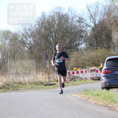 06.04.2025 - 44. Internationalen Wilhelmsburger Insellauf Jannik Wohlers http://msf.ph/oto/7620367 06.04.2025 10:06:19 Laufen 3609, 4321 meine-sportfotos.de