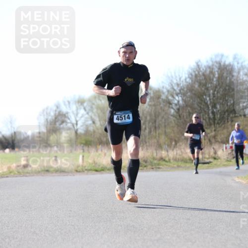 06.04.2025 - 44. Internationalen Wilhelmsburger Insellauf Jannik Wohlers http://msf.ph/oto/7620468 06.04.2025 10:06:42 Laufen 4514, 31, 432 meine-sportfotos.de