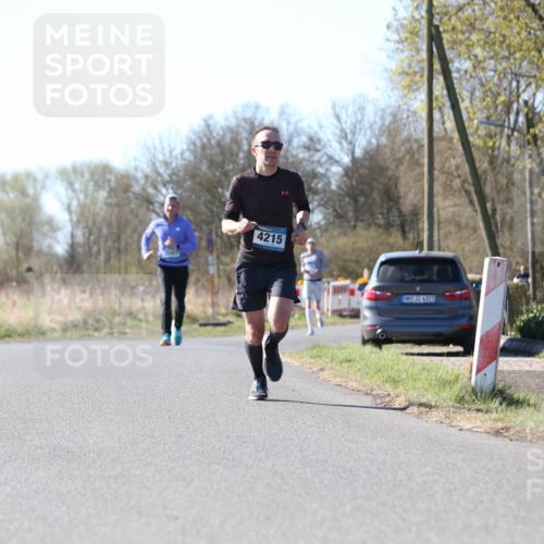 06.04.2025 - 44. Internationalen Wilhelmsburger Insellauf Jannik Wohlers http://msf.ph/oto/7620484 06.04.2025 10:06:47 Laufen 3597, 4215, 31, 4321 meine-sportfotos.de