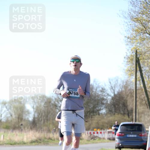06.04.2025 - 44. Internationalen Wilhelmsburger Insellauf Jannik Wohlers http://msf.ph/oto/7620533 06.04.2025 10:06:59 Laufen 768 meine-sportfotos.de