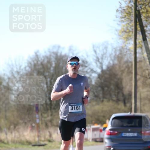 06.04.2025 - 44. Internationalen Wilhelmsburger Insellauf Jannik Wohlers http://msf.ph/oto/7620545 06.04.2025 10:07:02 Laufen 3161 meine-sportfotos.de