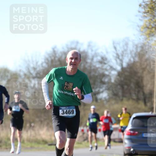06.04.2025 - 44. Internationalen Wilhelmsburger Insellauf Jannik Wohlers http://msf.ph/oto/7620632 06.04.2025 10:07:38 Laufen 3469 meine-sportfotos.de