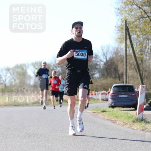 06.04.2025 - 44. Internationalen Wilhelmsburger Insellauf Jannik Wohlers http://msf.ph/oto/7620666 06.04.2025 10:07:45 Laufen 5030 meine-sportfotos.de