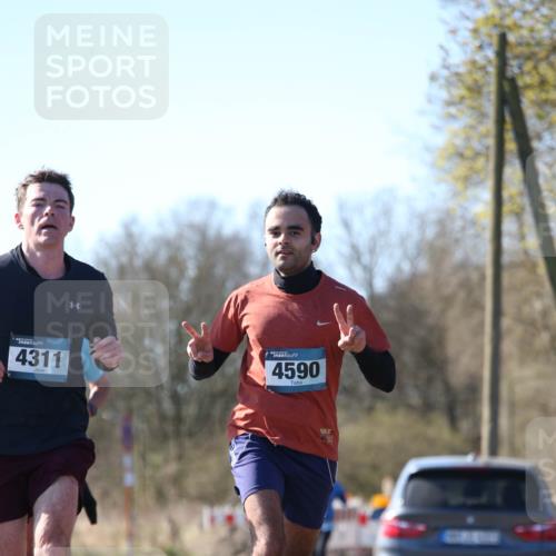 06.04.2025 - 44. Internationalen Wilhelmsburger Insellauf Jannik Wohlers http://msf.ph/oto/7620801 06.04.2025 10:08:03 Laufen 4311, 4590 meine-sportfotos.de