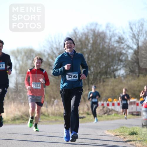 06.04.2025 - 44. Internationalen Wilhelmsburger Insellauf Jannik Wohlers http://msf.ph/oto/7620887 06.04.2025 10:08:23 Laufen 1, 3461, 4071, 3553, 3395, 31, 4321 meine-sportfotos.de