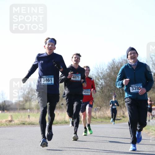 06.04.2025 - 44. Internationalen Wilhelmsburger Insellauf Jannik Wohlers http://msf.ph/oto/7620897 06.04.2025 10:08:25 Laufen 3461, 4071, 3553, 3395, 4321 meine-sportfotos.de