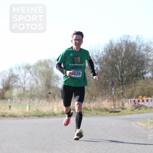 06.04.2025 - 44. Internationalen Wilhelmsburger Insellauf Jannik Wohlers http://msf.ph/oto/7620959 06.04.2025 10:08:50 Laufen 020, 31, 432 meine-sportfotos.de