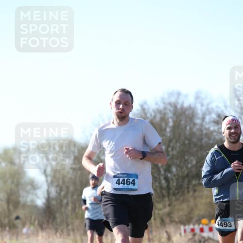 06.04.2025 - 44. Internationalen Wilhelmsburger Insellauf Jannik Wohlers http://msf.ph/oto/7621019 06.04.2025 10:09:17 Laufen 4464, 4493 meine-sportfotos.de