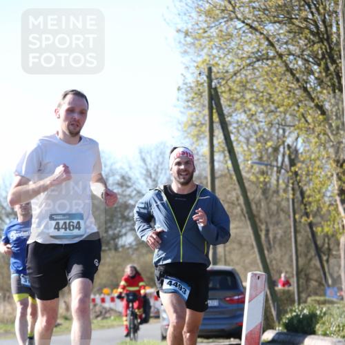 06.04.2025 - 44. Internationalen Wilhelmsburger Insellauf Jannik Wohlers http://msf.ph/oto/7621024 06.04.2025 10:09:18 Laufen 4464, 4493 meine-sportfotos.de
