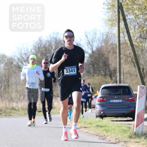 06.04.2025 - 44. Internationalen Wilhelmsburger Insellauf Jannik Wohlers http://msf.ph/oto/7621107 06.04.2025 10:10:16 Laufen 4053, 3317, 3341, 31, 4323 meine-sportfotos.de