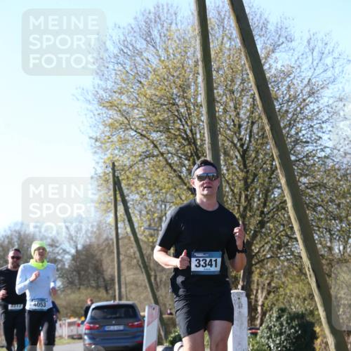 06.04.2025 - 44. Internationalen Wilhelmsburger Insellauf Jannik Wohlers http://msf.ph/oto/7621111 06.04.2025 10:10:18 Laufen 4053, 3341 meine-sportfotos.de