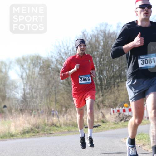 06.04.2025 - 44. Internationalen Wilhelmsburger Insellauf Jannik Wohlers http://msf.ph/oto/7621155 06.04.2025 10:10:32 Laufen 3556, 3081, 4321 meine-sportfotos.de