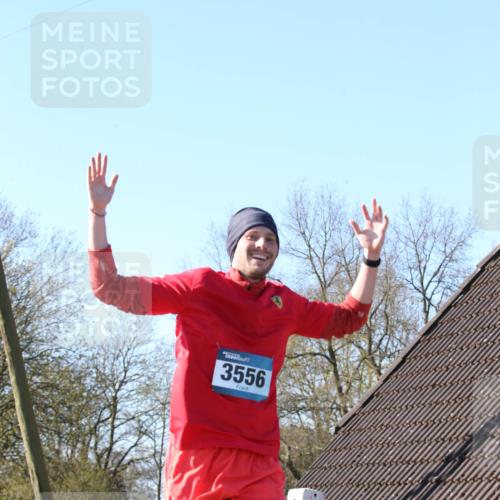 06.04.2025 - 44. Internationalen Wilhelmsburger Insellauf Jannik Wohlers http://msf.ph/oto/7621171 06.04.2025 10:10:36 Laufen 3556 meine-sportfotos.de