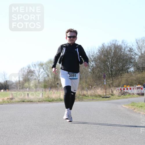 06.04.2025 - 44. Internationalen Wilhelmsburger Insellauf Jannik Wohlers http://msf.ph/oto/7621209 06.04.2025 10:11:05 Laufen 3591, 31, 4321 meine-sportfotos.de