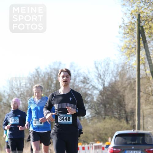 06.04.2025 - 44. Internationalen Wilhelmsburger Insellauf Jannik Wohlers http://msf.ph/oto/7621238 06.04.2025 10:11:25 Laufen 3195, 5115, 3448 meine-sportfotos.de