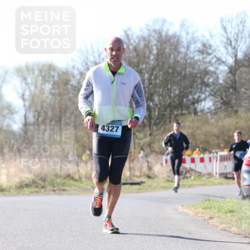 06.04.2025 - 44. Internationalen Wilhelmsburger Insellauf Jannik Wohlers http://msf.ph/oto/7621281 06.04.2025 10:11:50 Laufen 4327, 31, 4321 meine-sportfotos.de
