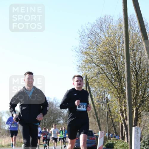 06.04.2025 - 44. Internationalen Wilhelmsburger Insellauf Jannik Wohlers http://msf.ph/oto/7621298 06.04.2025 10:12:02 Laufen 3870, 5076 meine-sportfotos.de