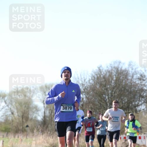 06.04.2025 - 44. Internationalen Wilhelmsburger Insellauf Jannik Wohlers http://msf.ph/oto/7621303 06.04.2025 10:12:04 Laufen 3870, 4203, 3744, 4320 meine-sportfotos.de