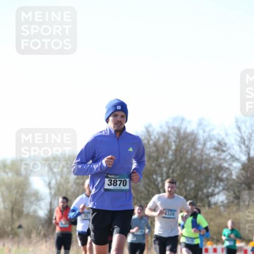 06.04.2025 - 44. Internationalen Wilhelmsburger Insellauf Jannik Wohlers http://msf.ph/oto/7621308 06.04.2025 10:12:05 Laufen 3870, 4320 meine-sportfotos.de