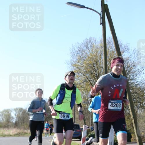 06.04.2025 - 44. Internationalen Wilhelmsburger Insellauf Jannik Wohlers http://msf.ph/oto/7621324 06.04.2025 10:12:13 Laufen 748, 3610, 4203 meine-sportfotos.de