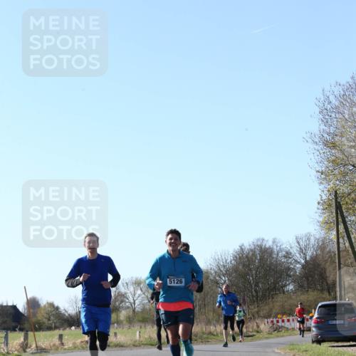 06.04.2025 - 44. Internationalen Wilhelmsburger Insellauf Jannik Wohlers http://msf.ph/oto/7621347 06.04.2025 10:12:22 Laufen 5126, 31, 4323 meine-sportfotos.de
