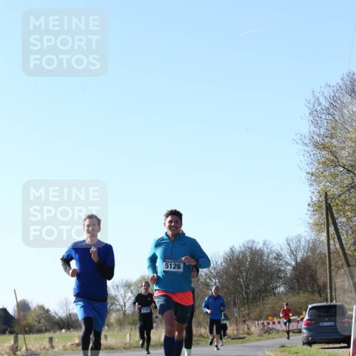 06.04.2025 - 44. Internationalen Wilhelmsburger Insellauf Jannik Wohlers http://msf.ph/oto/7621350 06.04.2025 10:12:23 Laufen 3181, 5126, 31, 4321 meine-sportfotos.de