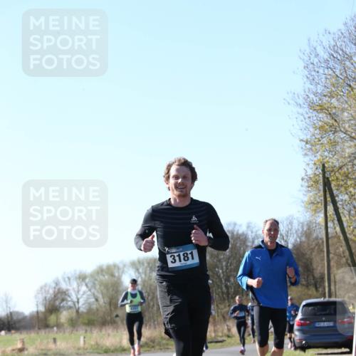 06.04.2025 - 44. Internationalen Wilhelmsburger Insellauf Jannik Wohlers http://msf.ph/oto/7621368 06.04.2025 10:12:28 Laufen 74207, 3181, 31, 6323 meine-sportfotos.de