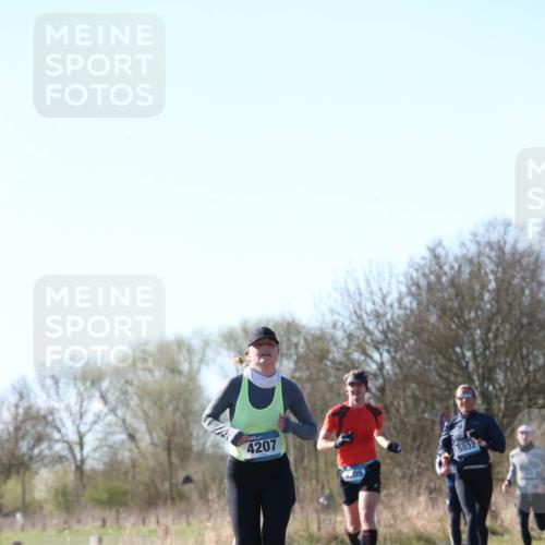 06.04.2025 - 44. Internationalen Wilhelmsburger Insellauf Jannik Wohlers http://msf.ph/oto/7621375 06.04.2025 10:12:30 Laufen 4207, 05, 5032 meine-sportfotos.de