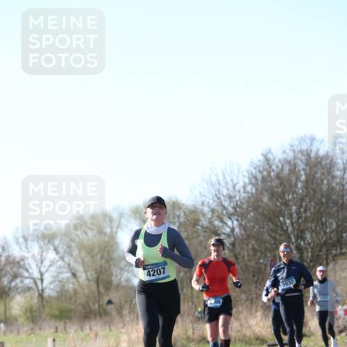 06.04.2025 - 44. Internationalen Wilhelmsburger Insellauf Jannik Wohlers http://msf.ph/oto/7621376 06.04.2025 10:12:30 Laufen 4207, 05, 5032 meine-sportfotos.de