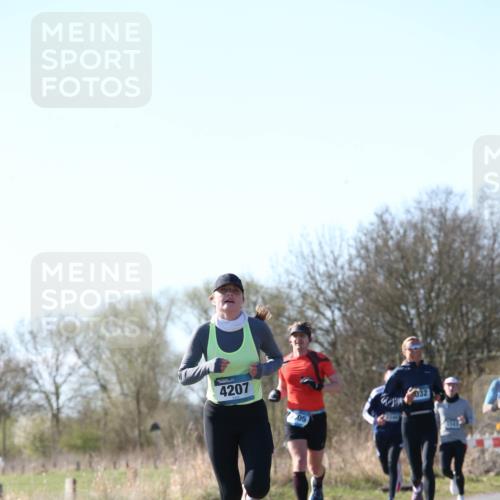 06.04.2025 - 44. Internationalen Wilhelmsburger Insellauf Jannik Wohlers http://msf.ph/oto/7621379 06.04.2025 10:12:31 Laufen 4207, 05 meine-sportfotos.de
