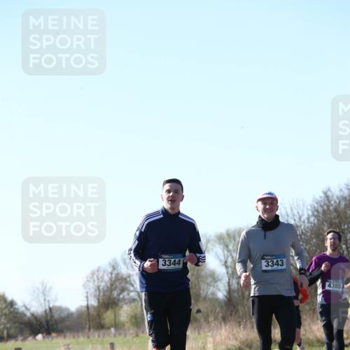 06.04.2025 - 44. Internationalen Wilhelmsburger Insellauf Jannik Wohlers http://msf.ph/oto/7621416 06.04.2025 10:12:39 Laufen 3344, 3343, 4385 meine-sportfotos.de