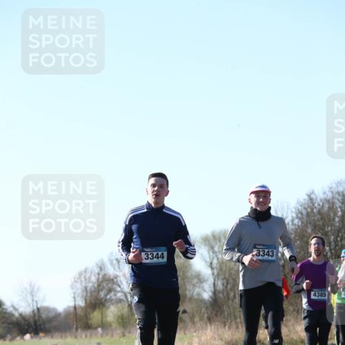 06.04.2025 - 44. Internationalen Wilhelmsburger Insellauf Jannik Wohlers http://msf.ph/oto/7621417 06.04.2025 10:12:39 Laufen 3344, 3343, 4385 meine-sportfotos.de