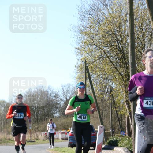 06.04.2025 - 44. Internationalen Wilhelmsburger Insellauf Jannik Wohlers http://msf.ph/oto/7621435 06.04.2025 10:12:44 Laufen 3884, 4615, 438 meine-sportfotos.de