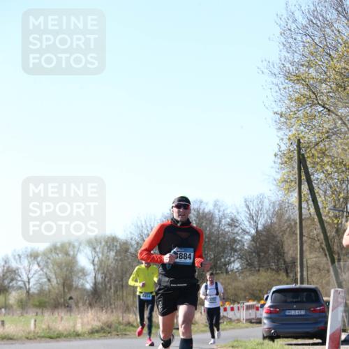 06.04.2025 - 44. Internationalen Wilhelmsburger Insellauf Jannik Wohlers http://msf.ph/oto/7621439 06.04.2025 10:12:45 Laufen 4454, 884, 31, 4321 meine-sportfotos.de