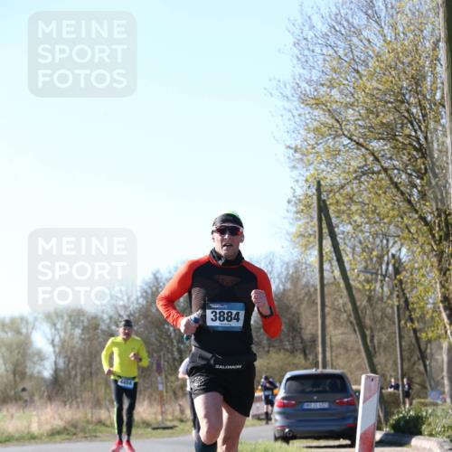 06.04.2025 - 44. Internationalen Wilhelmsburger Insellauf Jannik Wohlers http://msf.ph/oto/7621445 06.04.2025 10:12:46 Laufen 3884 meine-sportfotos.de