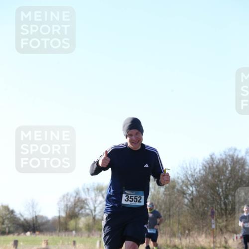 06.04.2025 - 44. Internationalen Wilhelmsburger Insellauf Jannik Wohlers http://msf.ph/oto/7621475 06.04.2025 10:13:02 Laufen 3552 meine-sportfotos.de