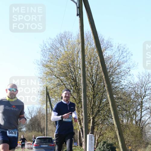 06.04.2025 - 44. Internationalen Wilhelmsburger Insellauf Jannik Wohlers http://msf.ph/oto/7621493 06.04.2025 10:13:09 Laufen 5070, 31, 4323, 85 meine-sportfotos.de