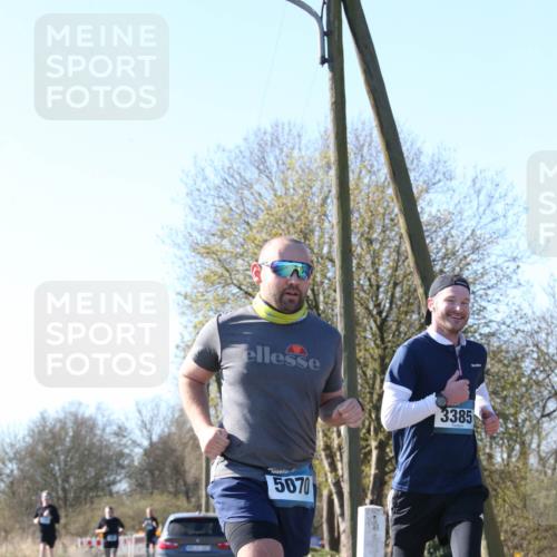 06.04.2025 - 44. Internationalen Wilhelmsburger Insellauf Jannik Wohlers http://msf.ph/oto/7621497 06.04.2025 10:13:10 Laufen 3385, 5070 meine-sportfotos.de