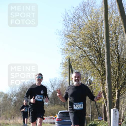 06.04.2025 - 44. Internationalen Wilhelmsburger Insellauf Jannik Wohlers http://msf.ph/oto/7621506 06.04.2025 10:13:19 Laufen 3284, 4082 meine-sportfotos.de