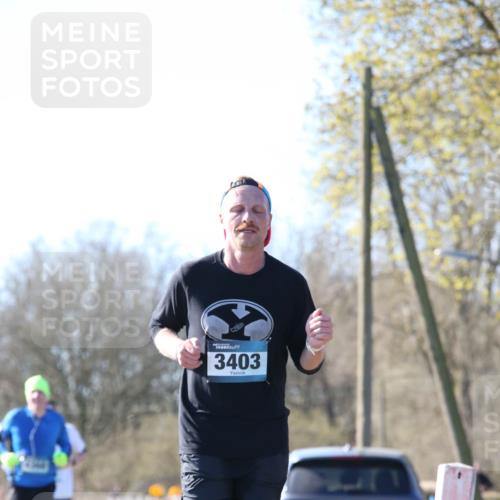 06.04.2025 - 44. Internationalen Wilhelmsburger Insellauf Jannik Wohlers http://msf.ph/oto/7621525 06.04.2025 10:13:25 Laufen 3403 meine-sportfotos.de