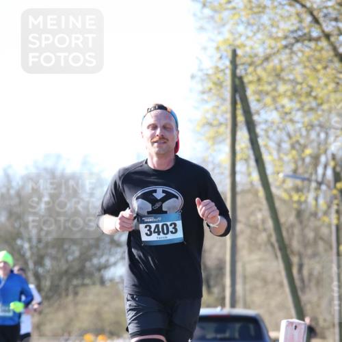 06.04.2025 - 44. Internationalen Wilhelmsburger Insellauf Jannik Wohlers http://msf.ph/oto/7621527 06.04.2025 10:13:25 Laufen 3403 meine-sportfotos.de