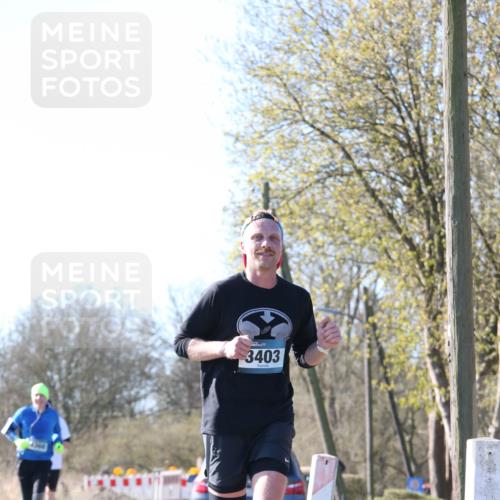 06.04.2025 - 44. Internationalen Wilhelmsburger Insellauf Jannik Wohlers http://msf.ph/oto/7621531 06.04.2025 10:13:25 Laufen 3403 meine-sportfotos.de