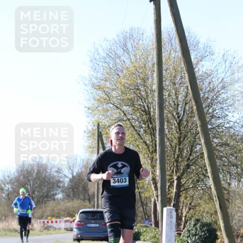 06.04.2025 - 44. Internationalen Wilhelmsburger Insellauf Jannik Wohlers http://msf.ph/oto/7621535 06.04.2025 10:13:26 Laufen 3403 meine-sportfotos.de