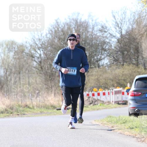 06.04.2025 - 44. Internationalen Wilhelmsburger Insellauf Jannik Wohlers http://msf.ph/oto/7621554 06.04.2025 10:13:45 Laufen 3117, 4321 meine-sportfotos.de