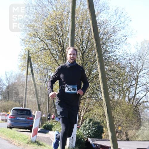 06.04.2025 - 44. Internationalen Wilhelmsburger Insellauf Jannik Wohlers http://msf.ph/oto/7621567 06.04.2025 10:13:49 Laufen 31, 4323, 3596 meine-sportfotos.de