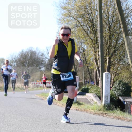 06.04.2025 - 44. Internationalen Wilhelmsburger Insellauf Jannik Wohlers http://msf.ph/oto/7621587 06.04.2025 10:14:08 Laufen 2023, 5206 meine-sportfotos.de