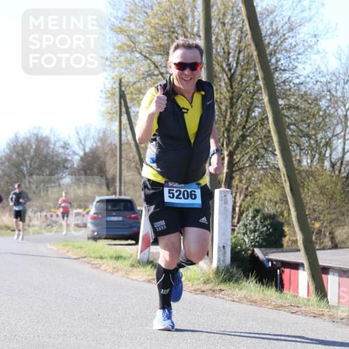 06.04.2025 - 44. Internationalen Wilhelmsburger Insellauf Jannik Wohlers http://msf.ph/oto/7621591 06.04.2025 10:14:09 Laufen 2023, 5206 meine-sportfotos.de